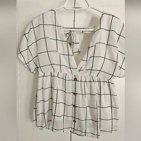 HYFVE Deep V Top - Picture 4 of 8